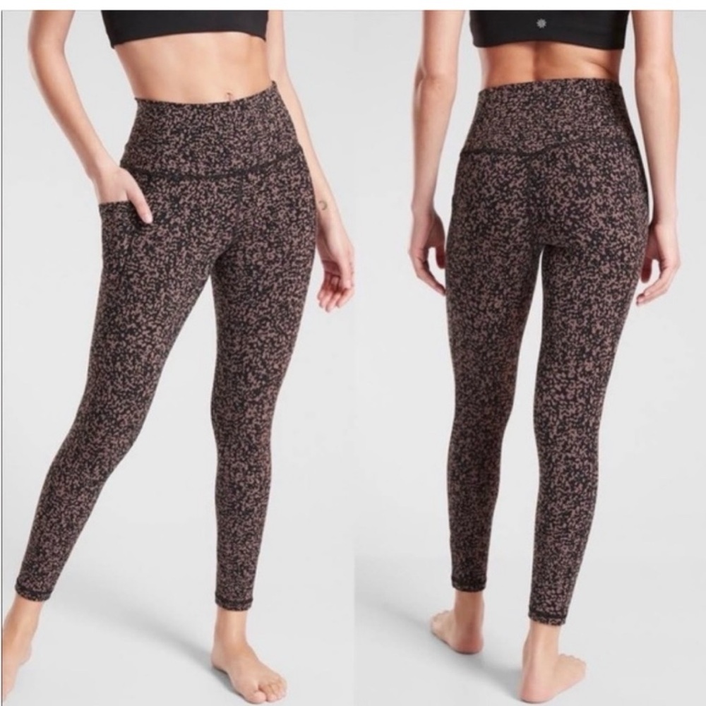 Athleta Salutation Stash Pocket 11 Gravel Tight 7/8 Size Small NWT!